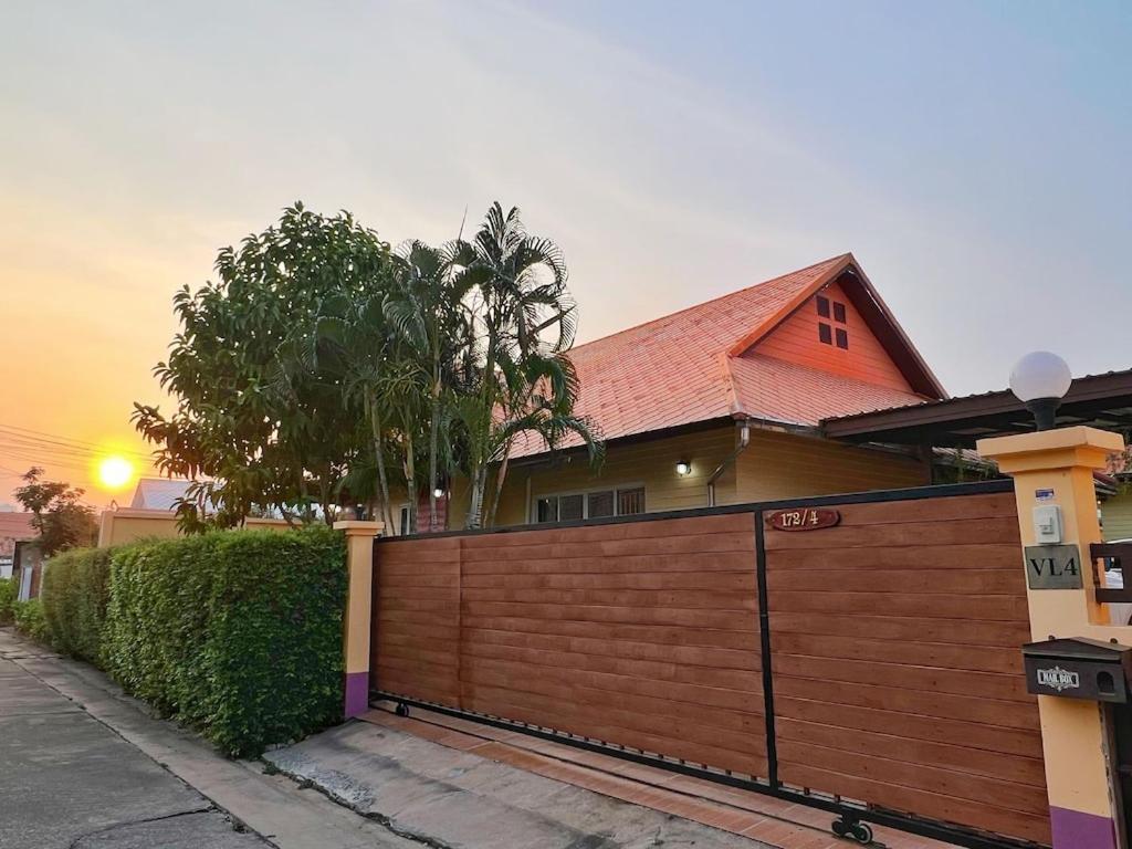 Mantra Pattaya Pool Villa With Jacuzzi In Pattaya-Pet-Friendly Jomtien pláž Exteriér fotografie