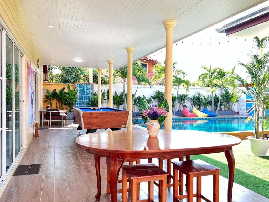 Mantra Pattaya Pool Villa With Jacuzzi In Pattaya-Pet-Friendly Jomtien pláž Exteriér fotografie